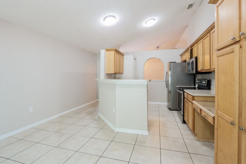 13517 Padron Ct - Photo 7 of 16