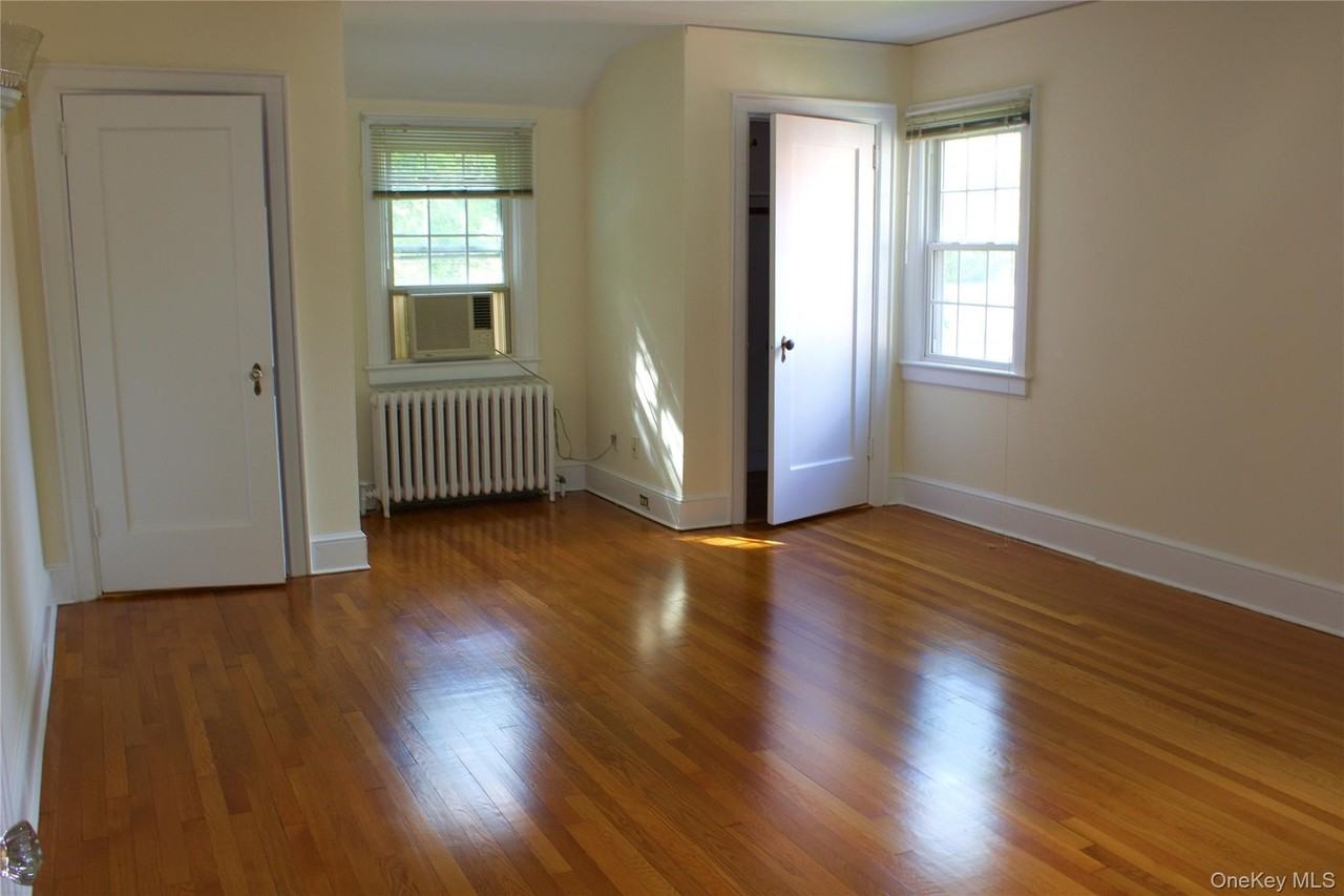 100 Potter Rd - Photo 4 of 12