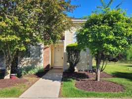 featured image of 40 Brick Pond Rd