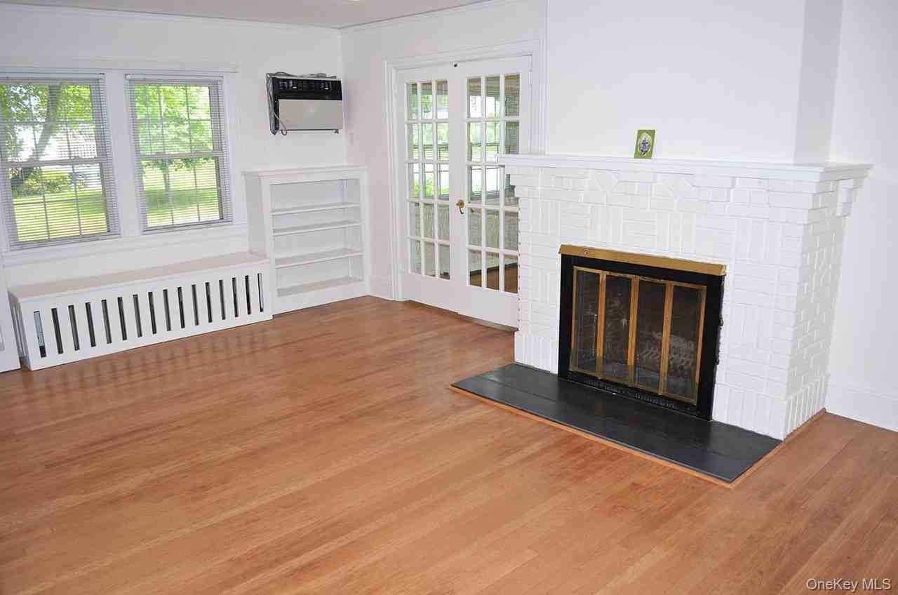 53 Ogden Ave - Photo 3 of 19