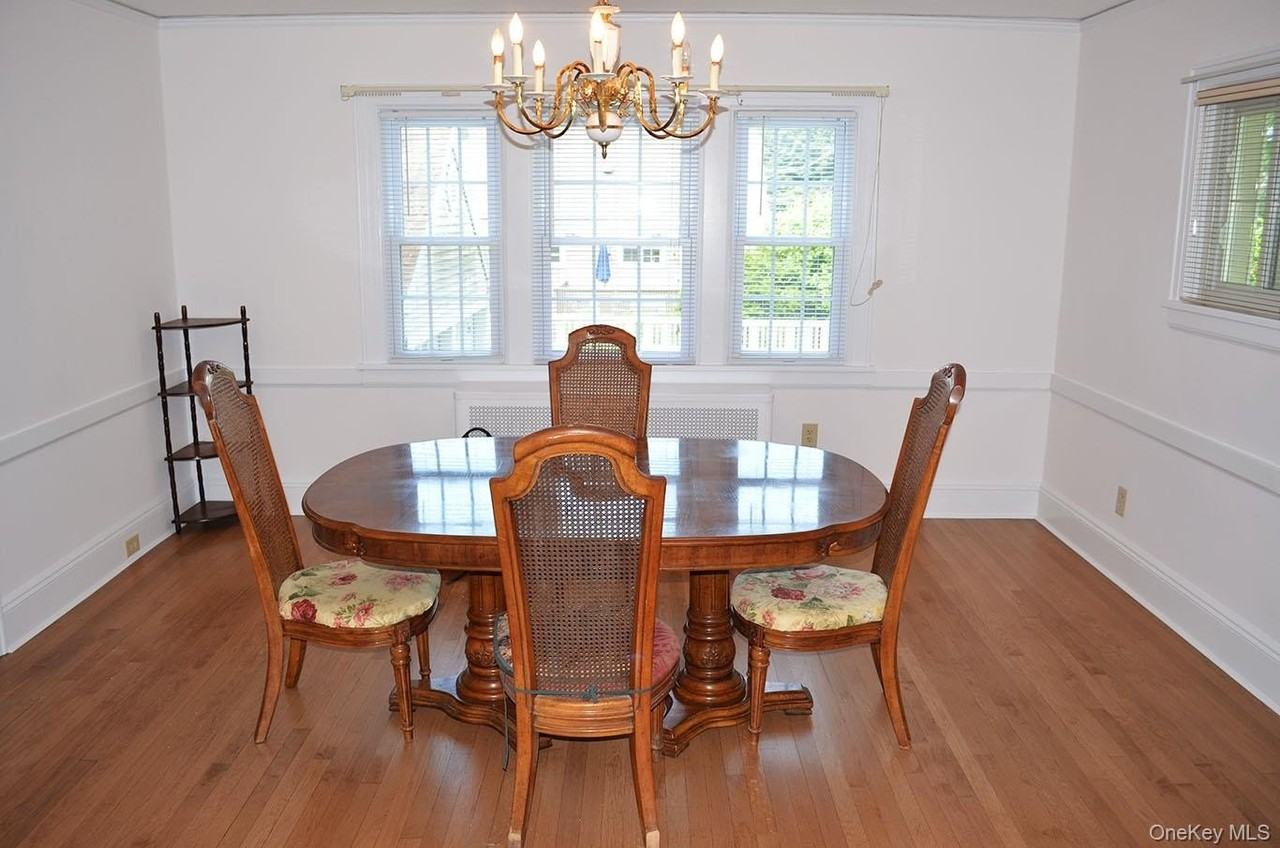 53 Ogden Ave - Photo 6 of 19