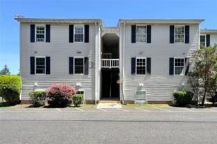 18 Lexington Hl #12 - Photo 1 of 1