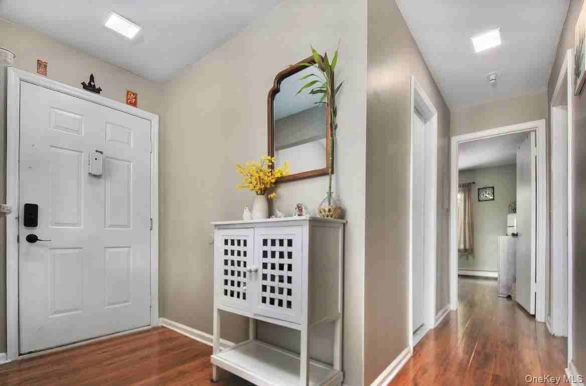 18 Lexington Hl #12 - Photo 7 of 40