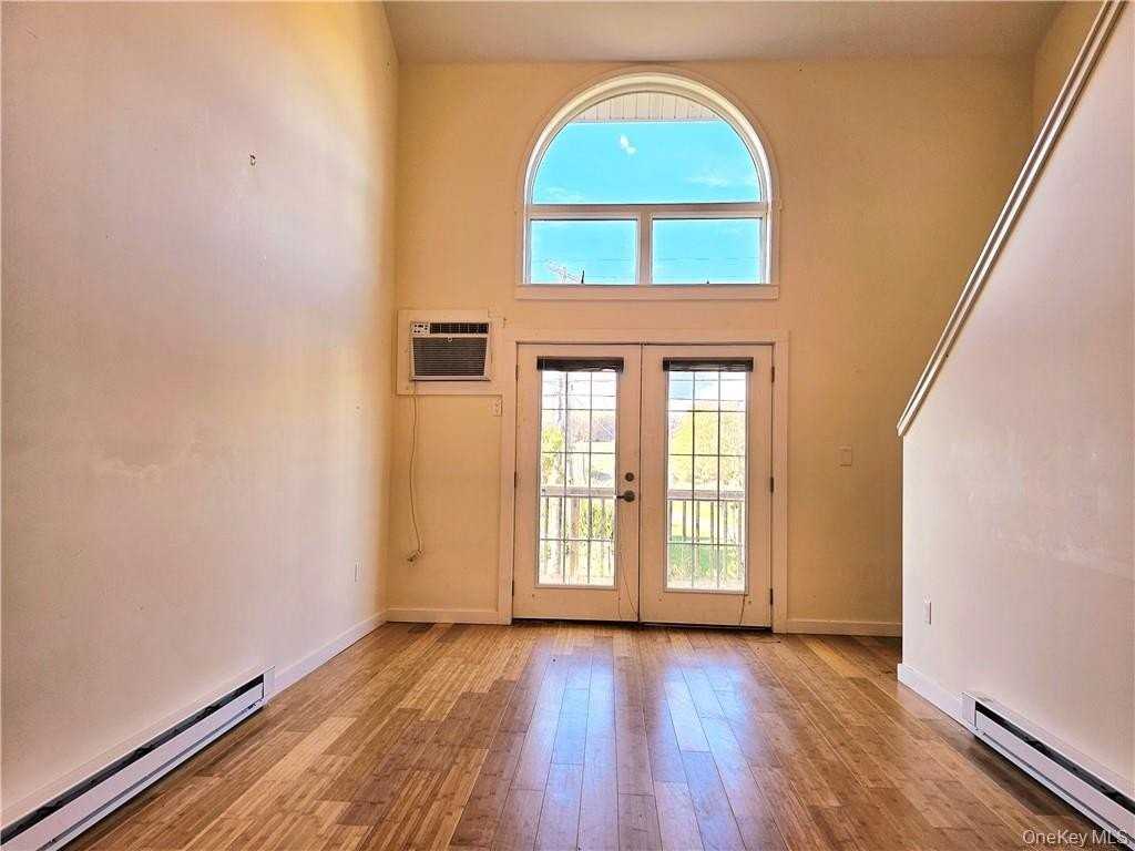 231 Reynolds Rd #11