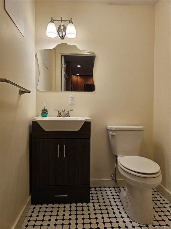 231 Reynolds Rd #11 - Photo 4 of 20