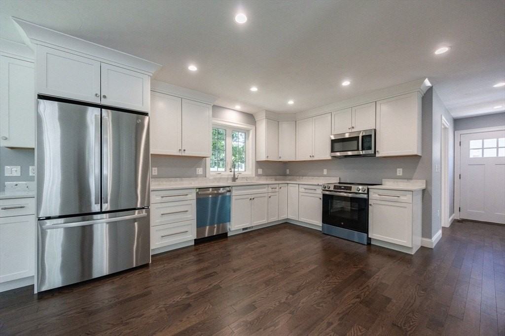 122 Canal St #1 - Photo 5 of 21