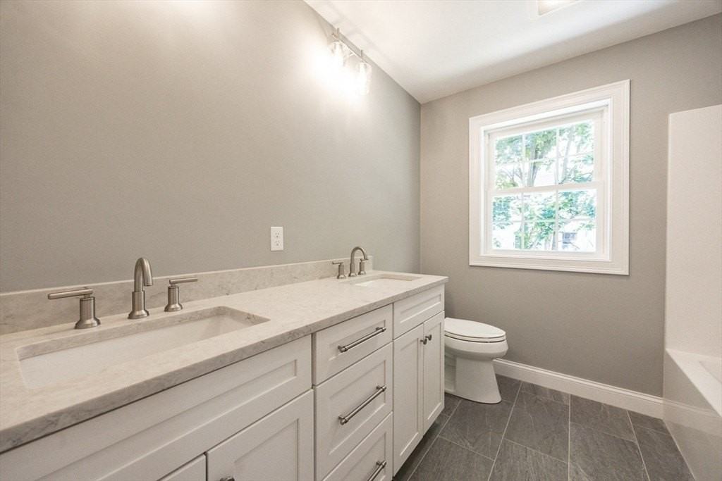 122 Canal St #1 - Photo 6 of 21