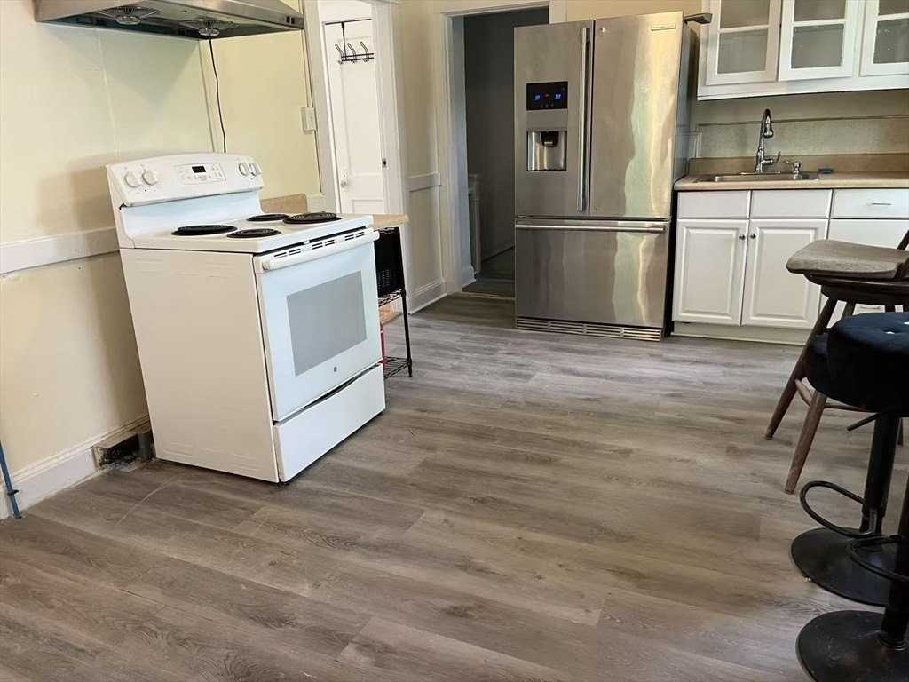 85 Town Hill St #85 - Photo 3 of 17
