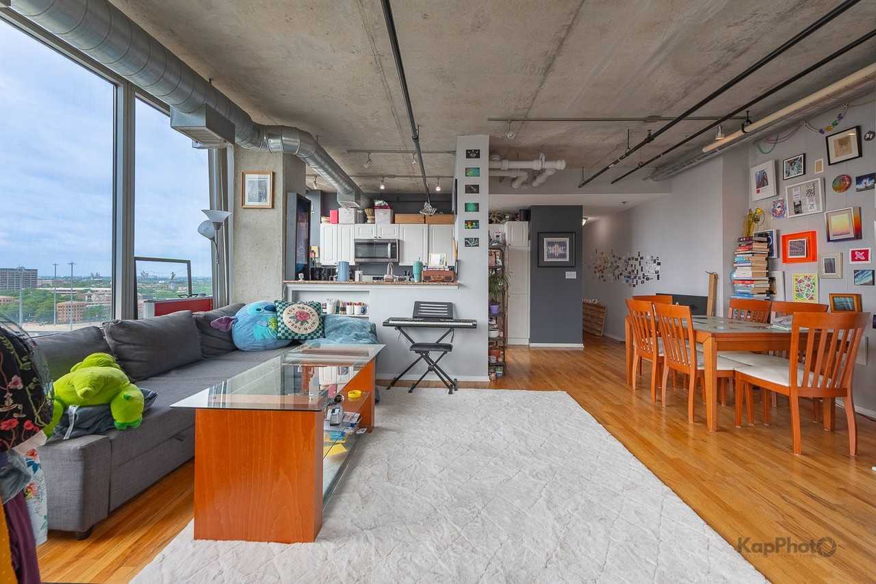 700 W Van Buren St - Photo 5 of 27