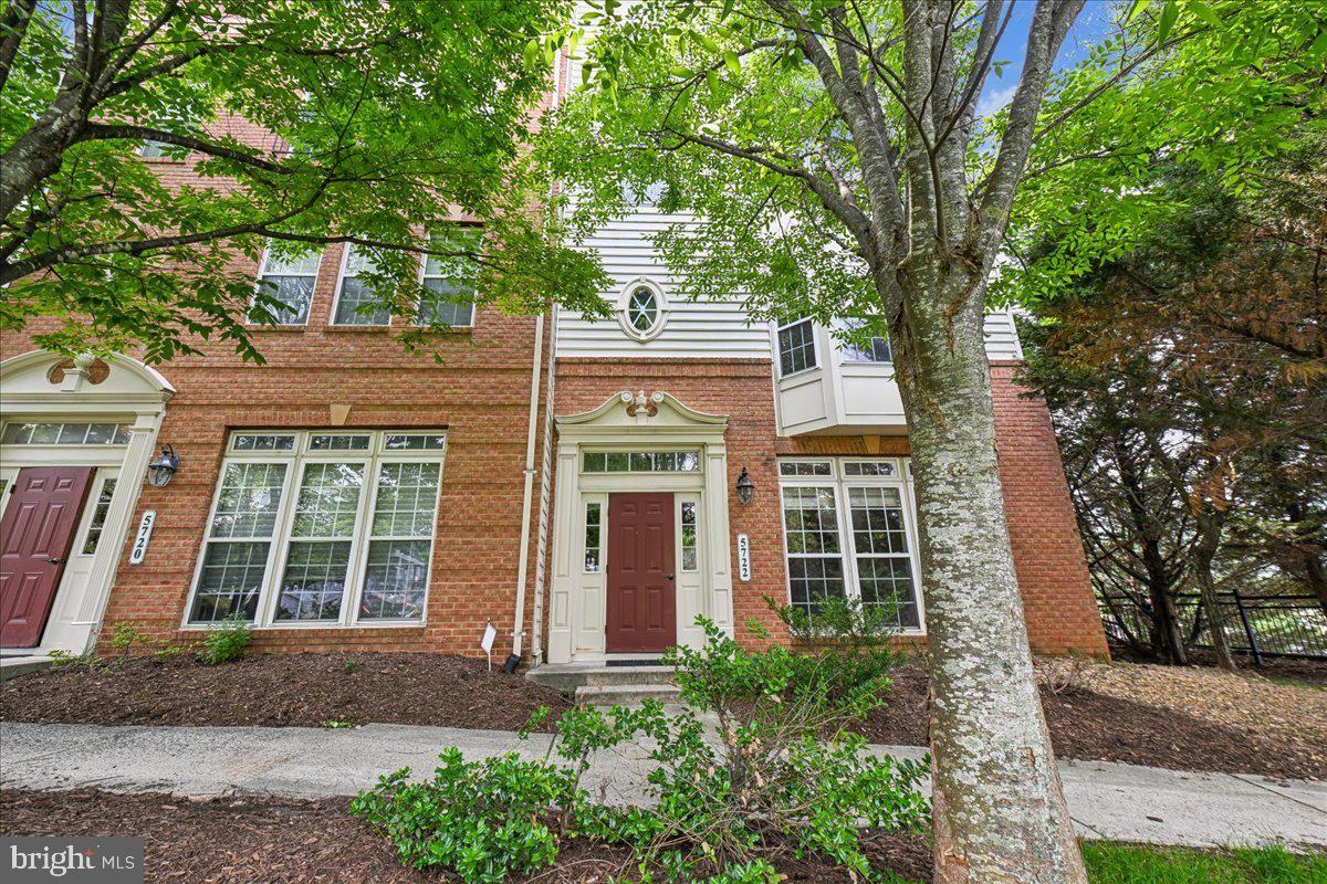 5722 Callcott Way ##B - Photo 2 of 42