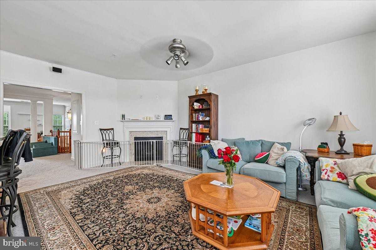 5722 Callcott Way ##B - Photo 5 of 42