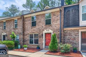 featured image of 119 Forrest Ave