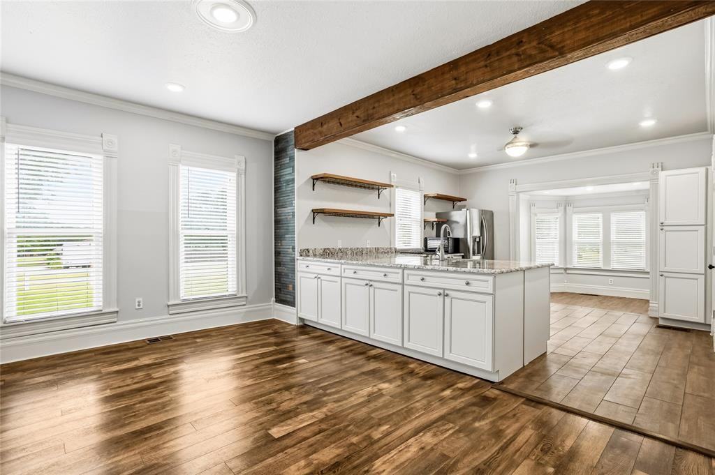 303 S Parvin St - Photo 5 of 36