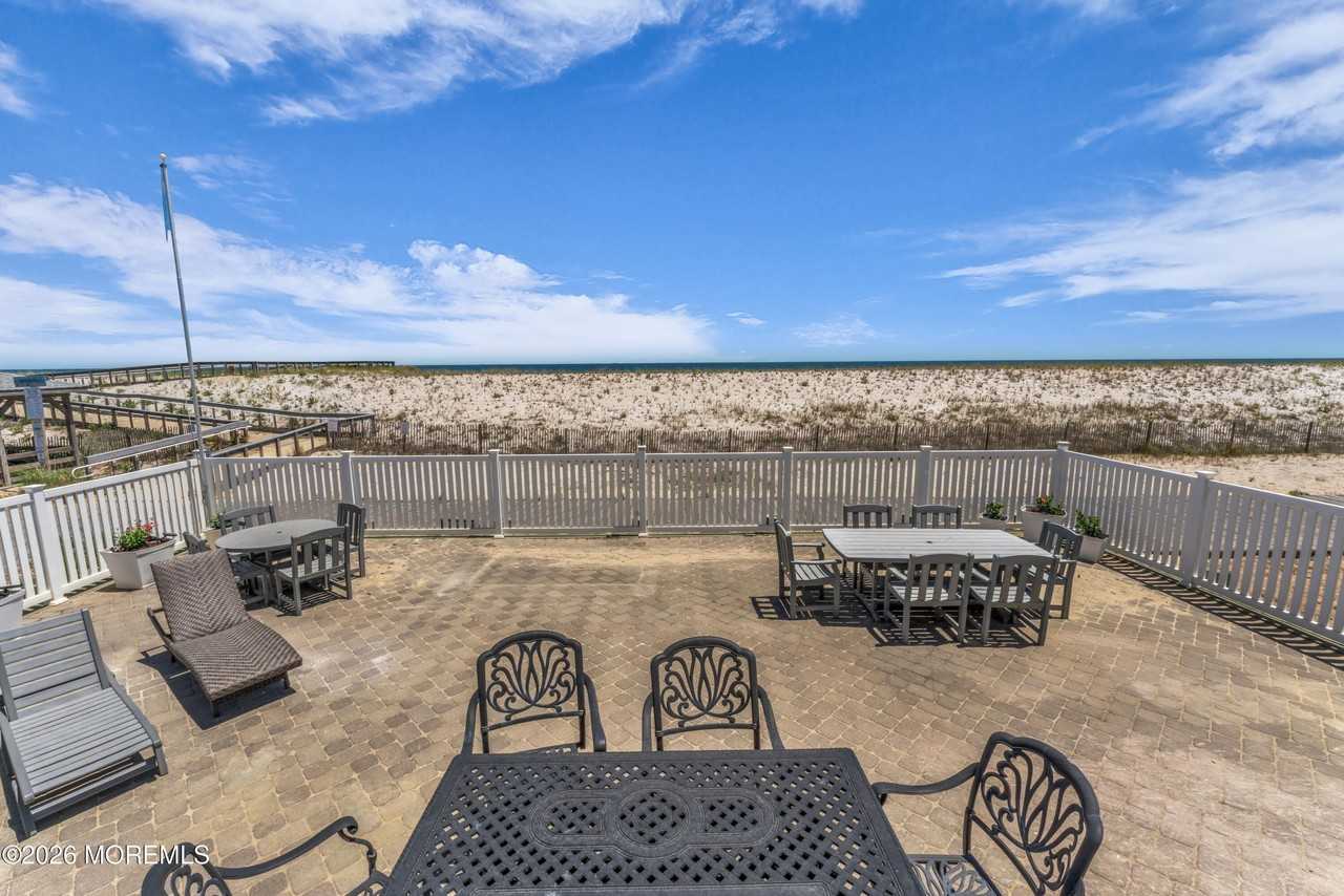2400 Ocean Front - Photo 2 of 34