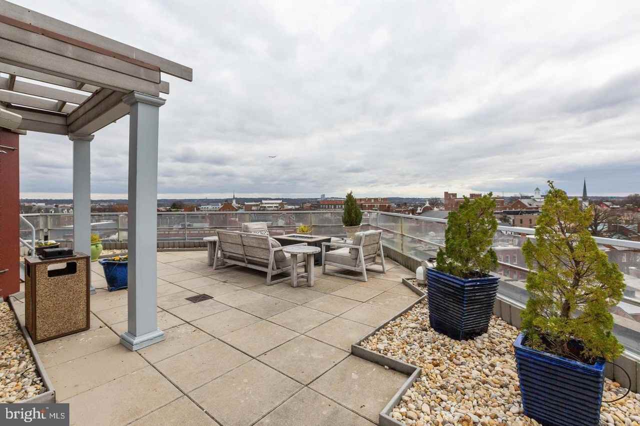 815 King St ##5b