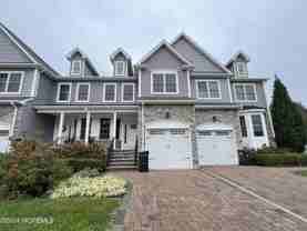 29 Mccormick Ave N - Photo 1 of 1