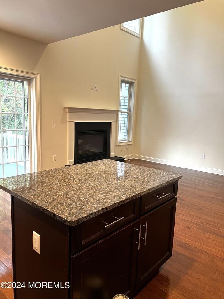 29 Mccormick Ave N - Photo 7 of 20