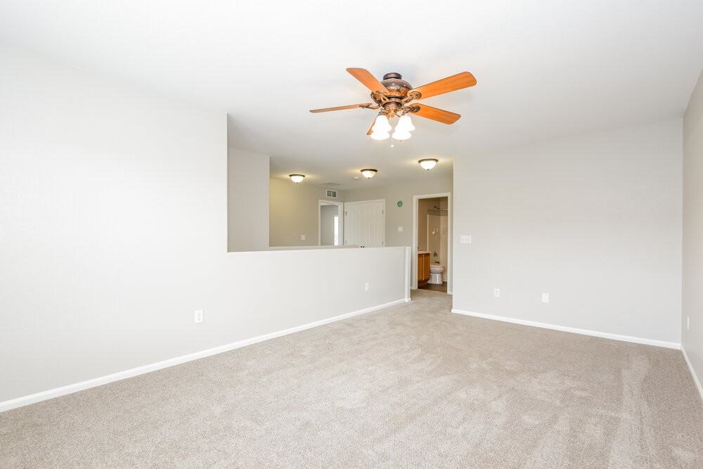1832 Morningview Ln - Photo 7 of 20
