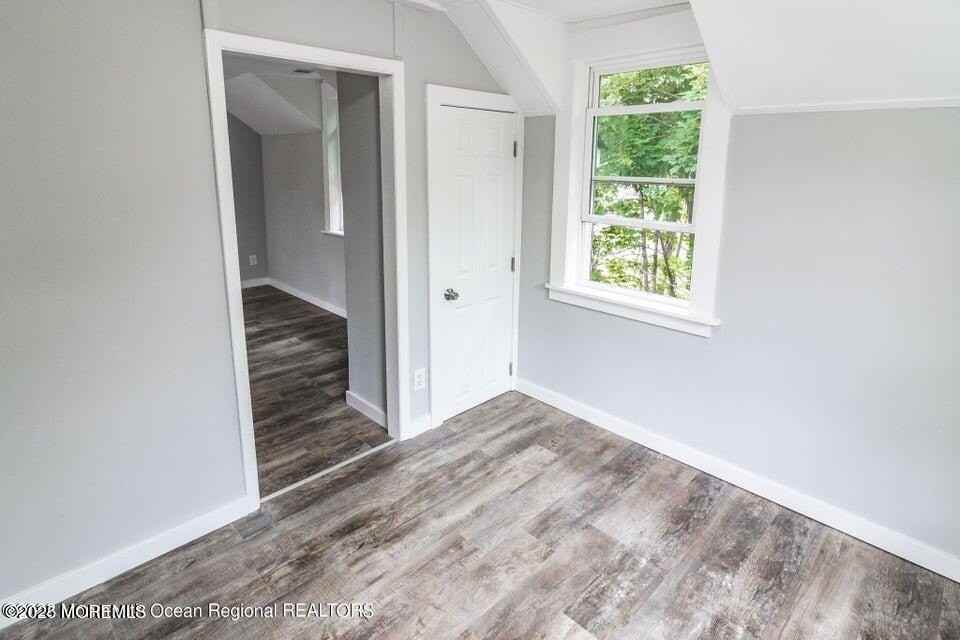 306 Henley Ave #B - Photo 7 of 18