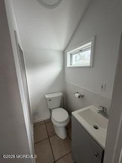195 Bay Ave - Photo 7 of 11