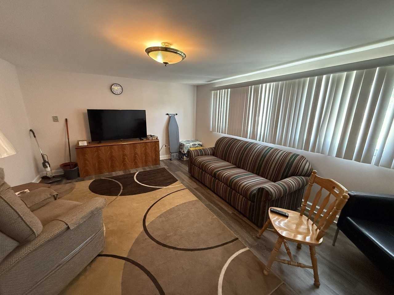 6029 S Keating Ave - Photo 2 of 8