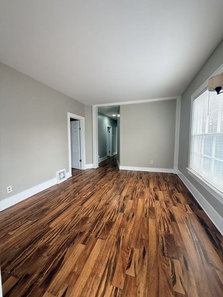 705 North Ave - Photo 2 of 10