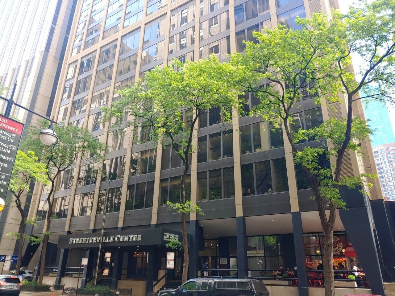 233 E Erie St #2409
