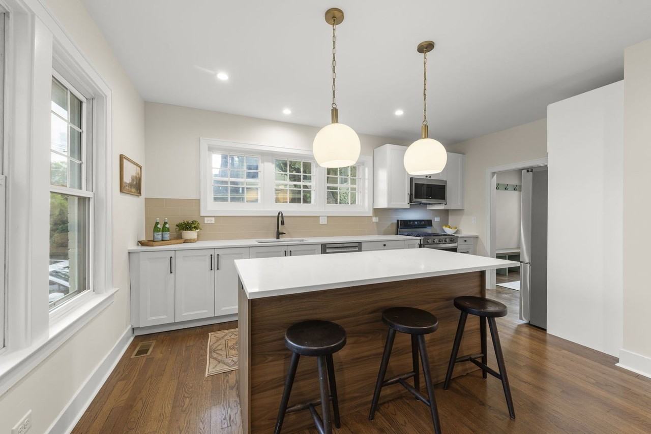 285 Hill Ave #1 - Photo 5 of 20