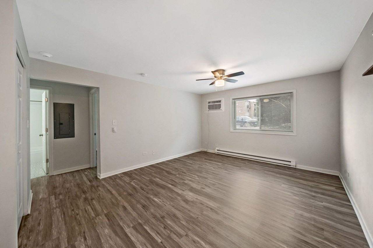 170 S Waters Edge Dr #102 - Photo 3 of 21