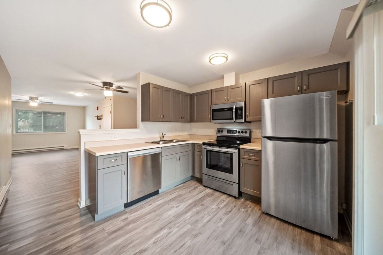 170 S Waters Edge Dr #102 - Photo 6 of 21