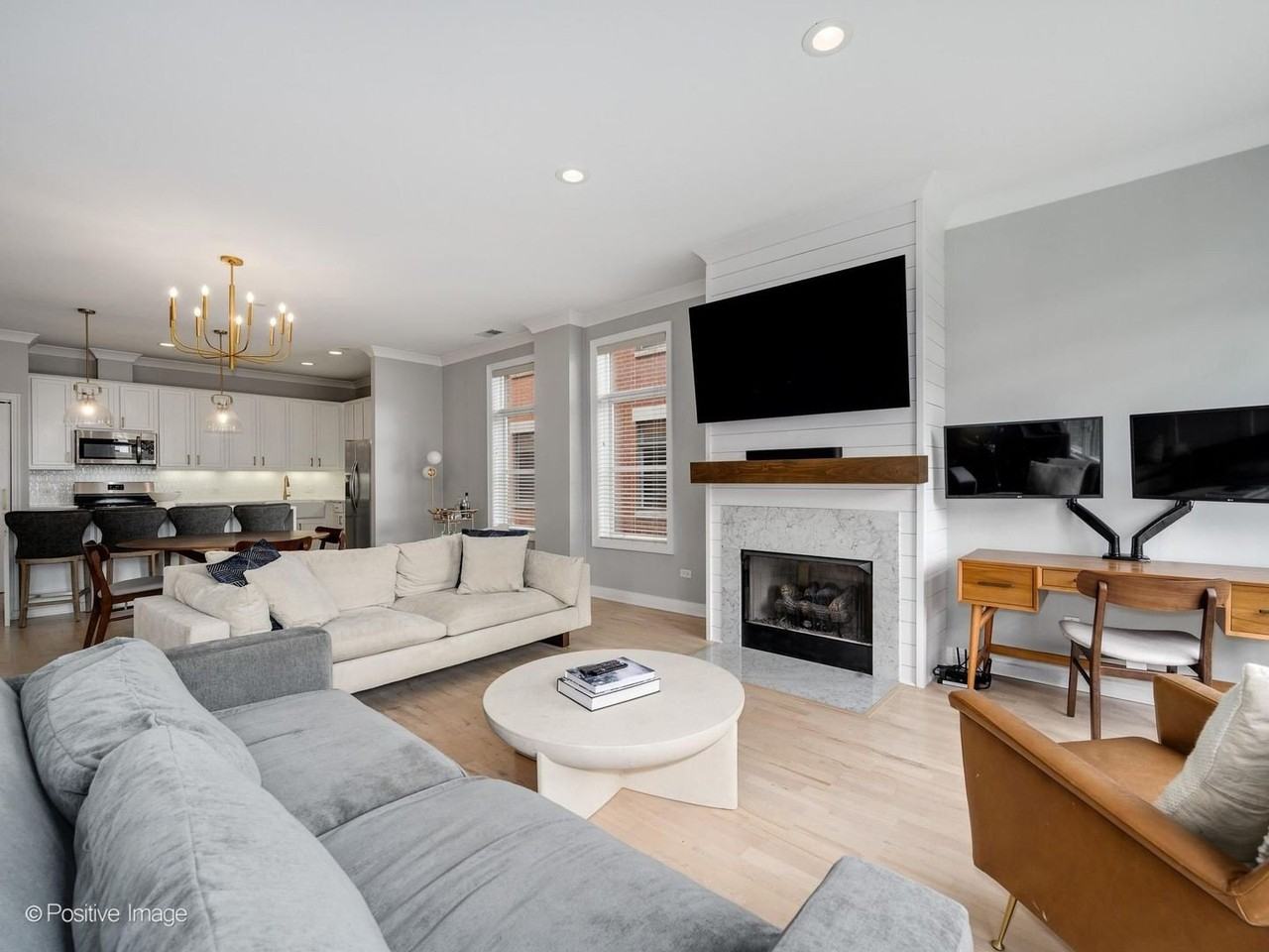 550 W Fulton St #401 - Photo 5 of 18