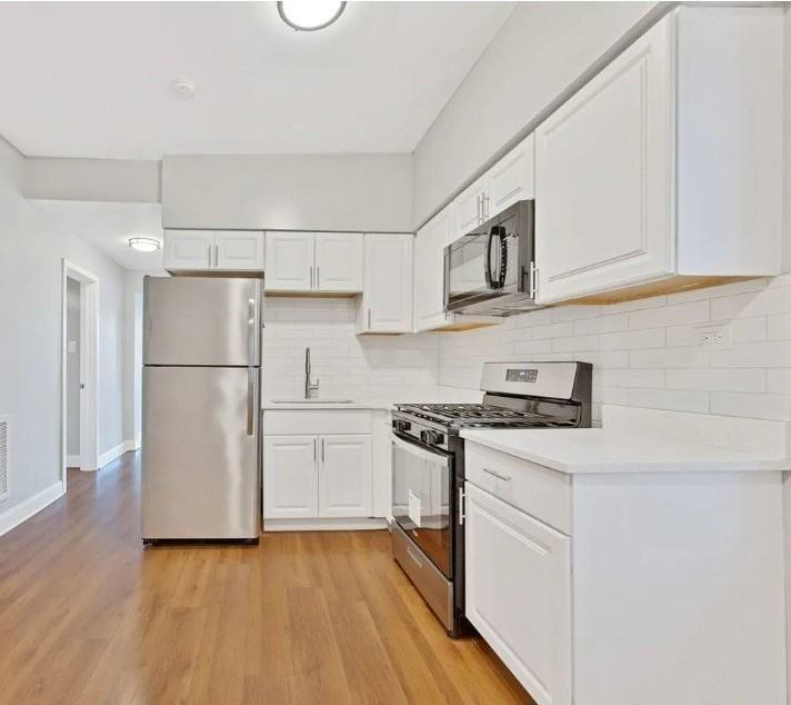 5144 S Hermitage Ave #1 - Photo 2 of 6