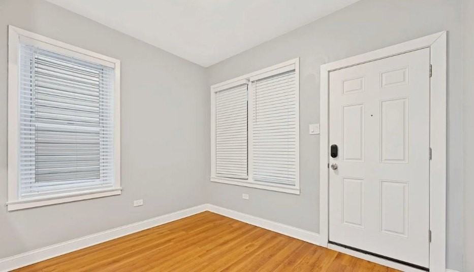 5144 S Hermitage Ave #1 - Photo 5 of 6