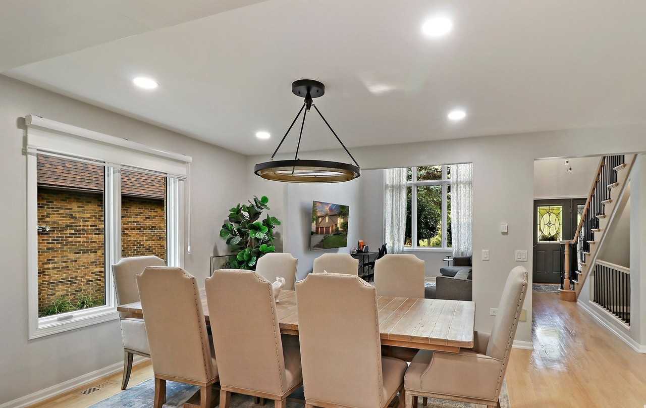 196 Rosedale Ct - Photo 5 of 41