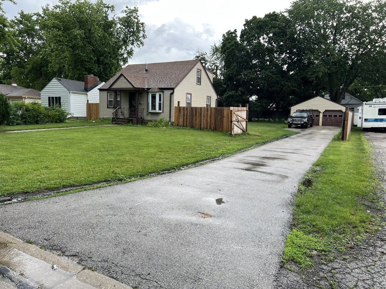 17 N Iowa Ave