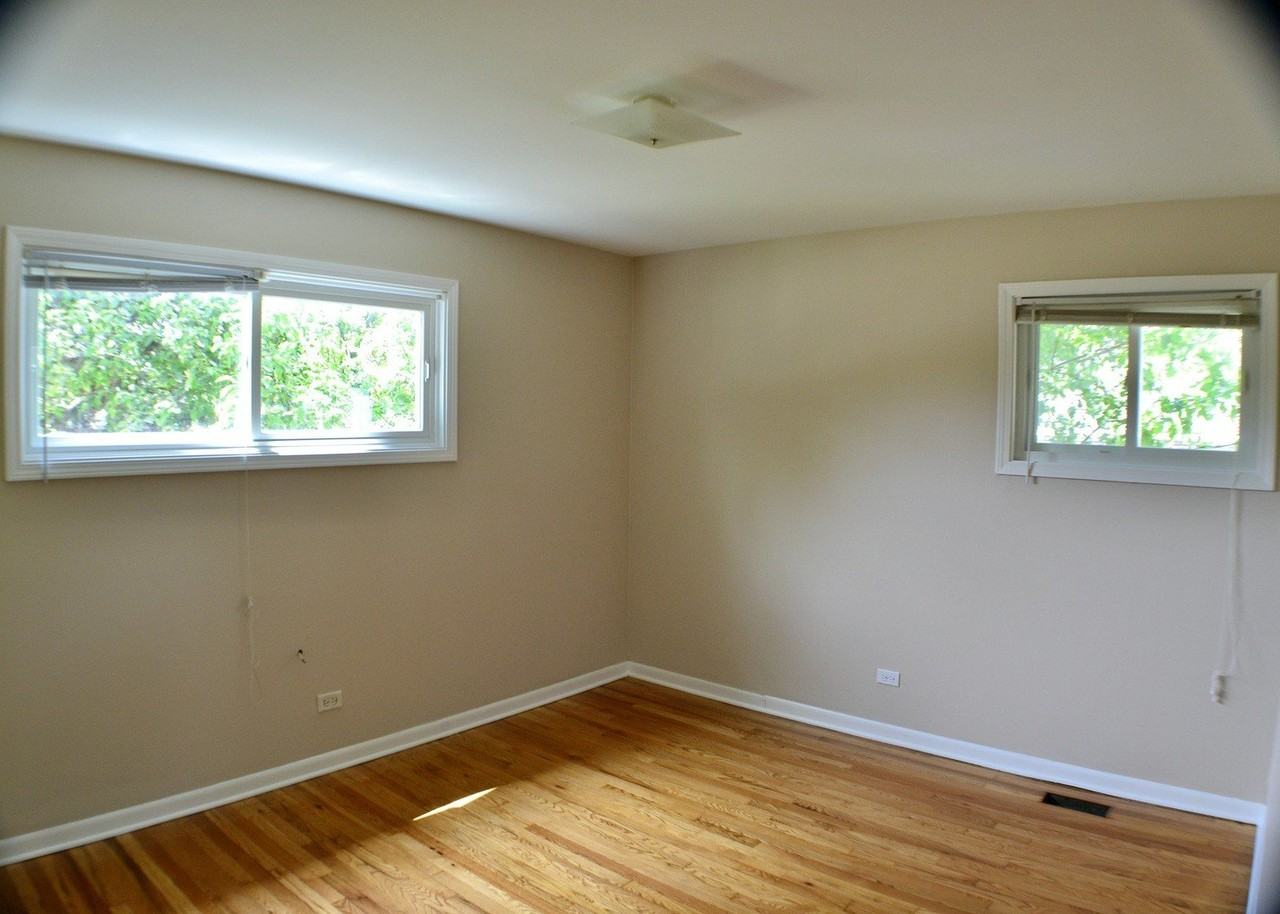 710 W Ridge Rd - Photo 7 of 14