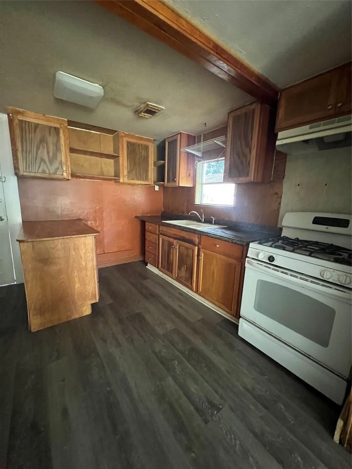 122 W Pecan Ln - Photo 6 of 7