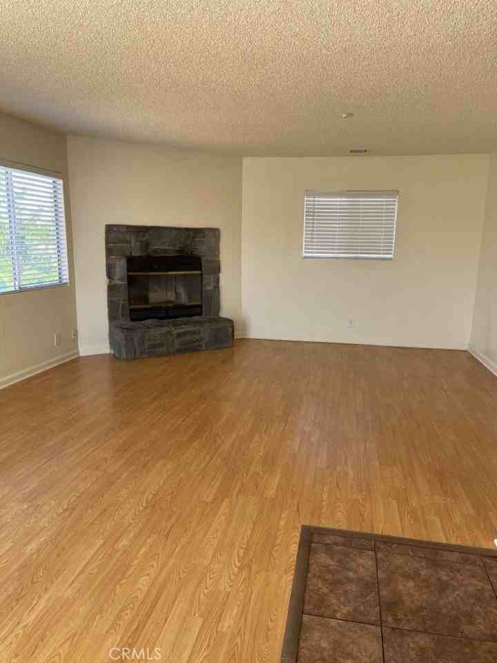 13757 Greenwood Pl #2 - Photo 6 of 22