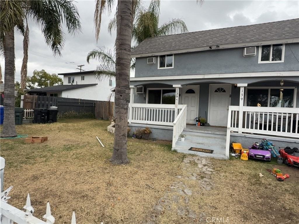 139 N Palm Ave #1
