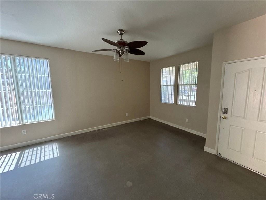 1809 Rue Chenin Blanc - Photo 2 of 33