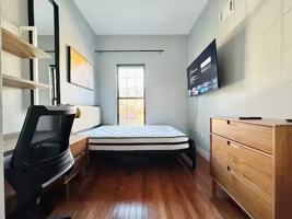 featured image of 24 Van Buren St