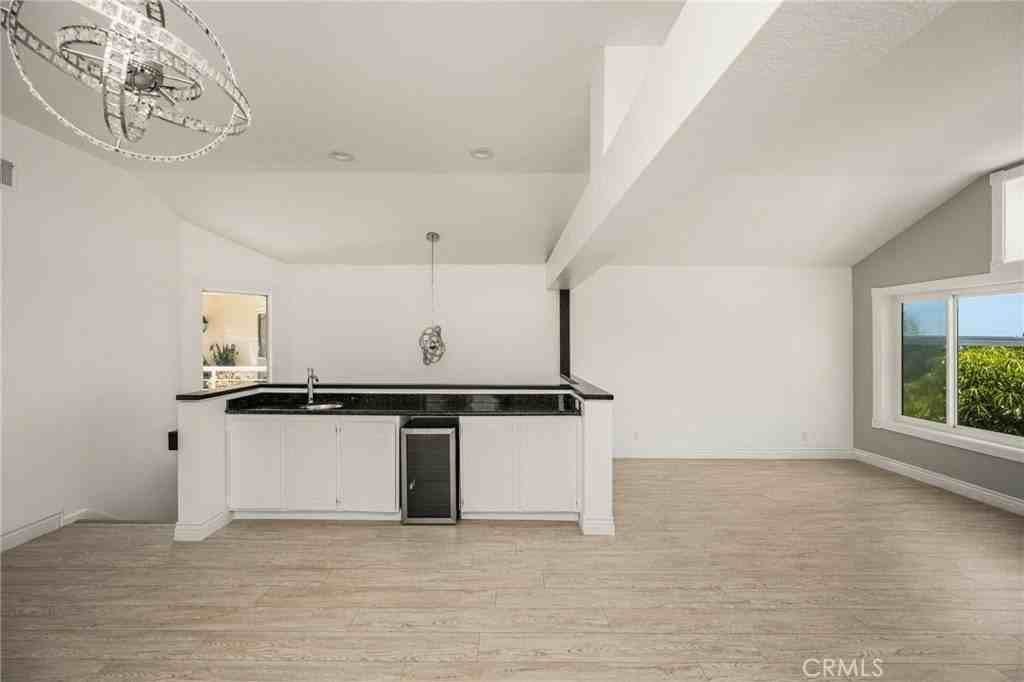 24802 Sea Crest Dr - Photo 6 of 22