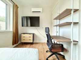 featured image of 980 Kent Ave
