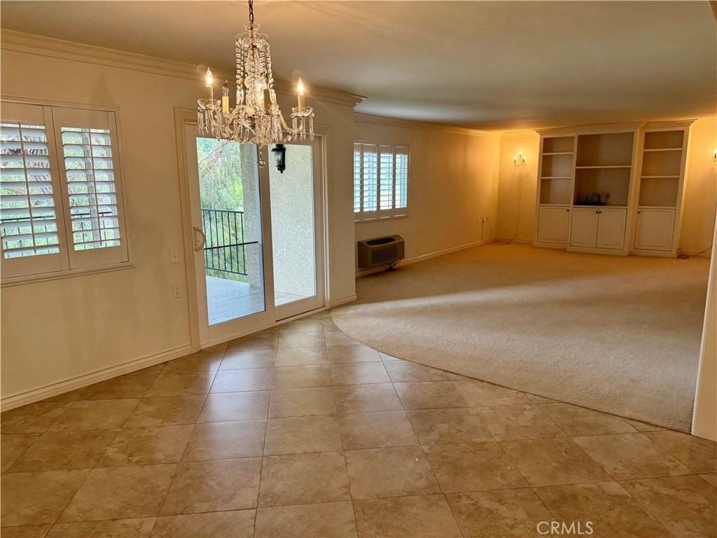 5510 Paseo Del Lago W #2B - Photo 6 of 27