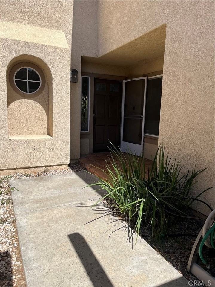 217 Encantado Cyn - Photo 3 of 23
