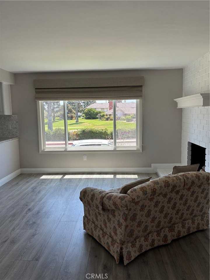 22705 Nadine Cir #A - Photo 3 of 6