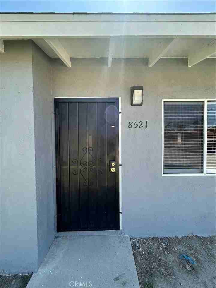 8523 Cedar St - Photo 3 of 35