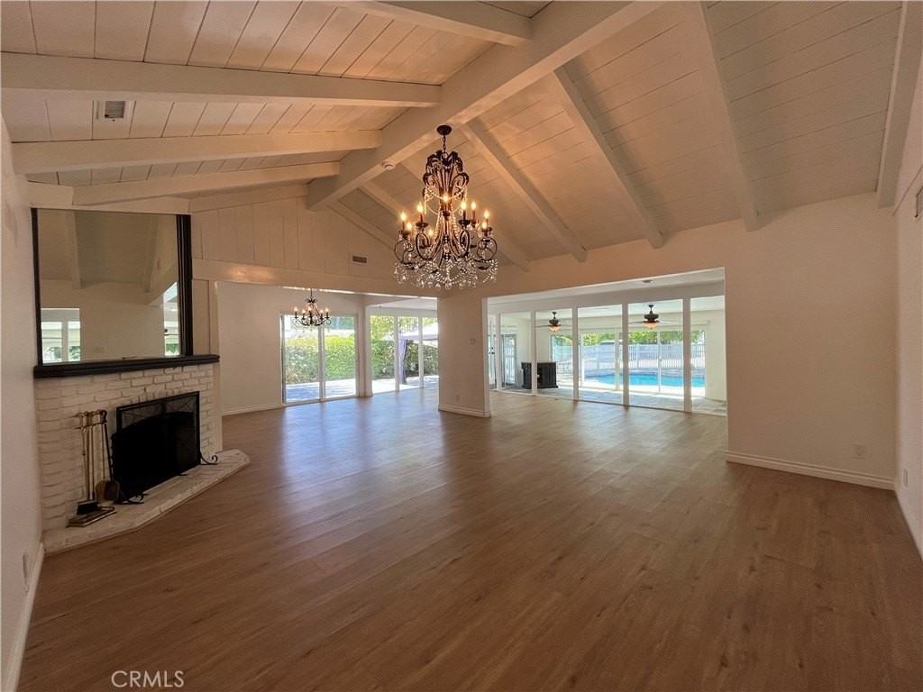 5710 Jumilla Ave - Photo 7 of 18