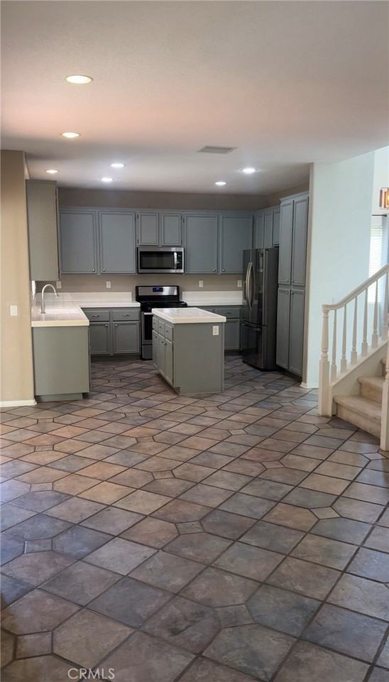 28252 Cedar Ln - Photo 5 of 15