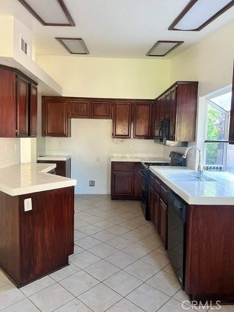2099 Rosemary Ct - Photo 5 of 12